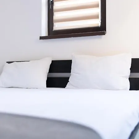 アパート Garden Vibes Apartament